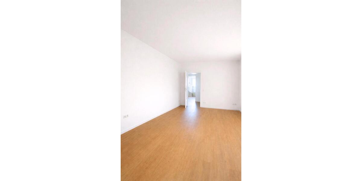 Erdgeschoßwohnung Niederburg - 2 Zimmer, 76 m&sup2;, 790&euro; | Angebot:26021873