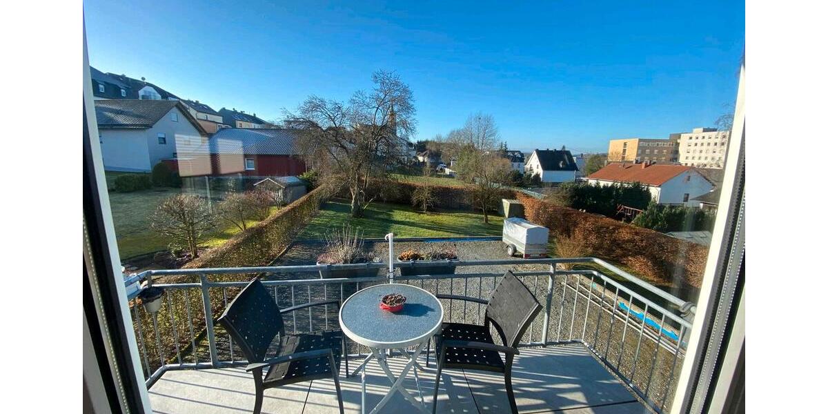 Etagenwohnung Gusenburg - 3 Zimmer, 90 m&sup2;, 680&euro; | Angebot:25931566