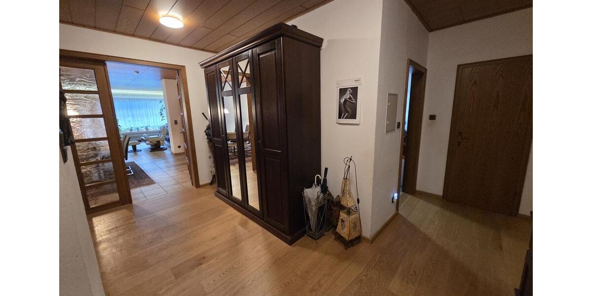 3 Zi EG Wohnung mit neuer Küche, Garage & Garten Dodesheide 3 zimmer