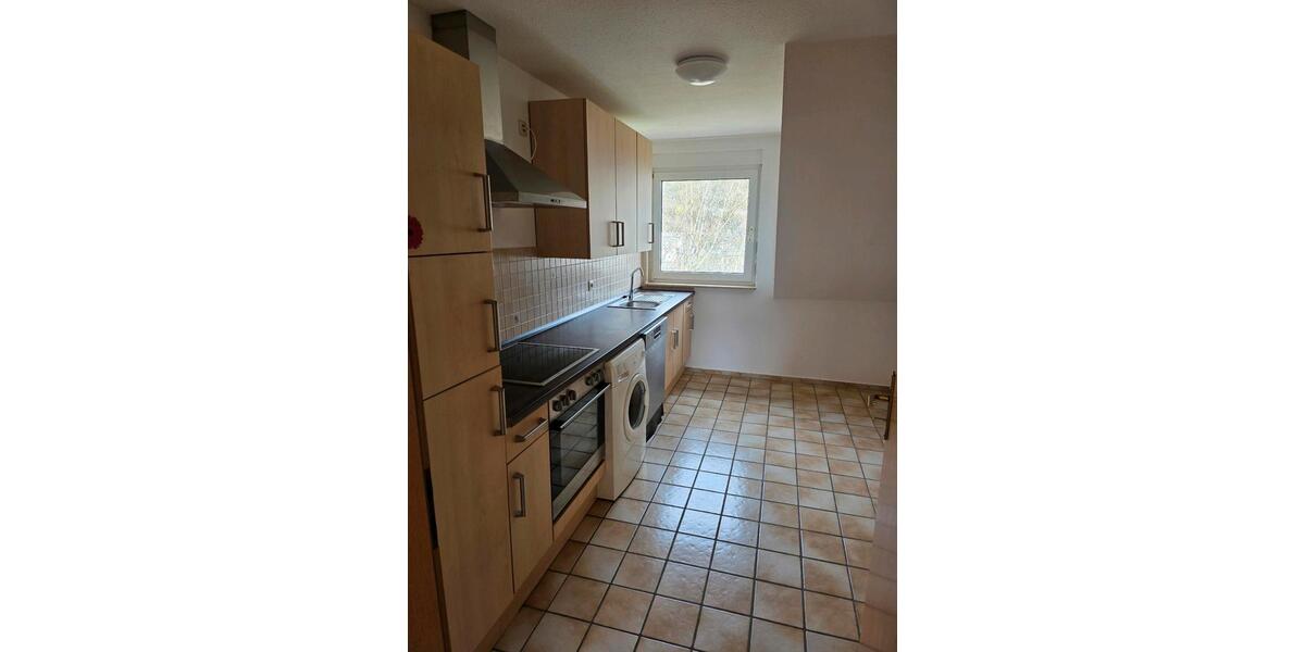 Dachgeschoßwohnung Bad Mergentheim - 2 Zimmer, 81 m&sup2;, 680&euro; | Angebot:26682460