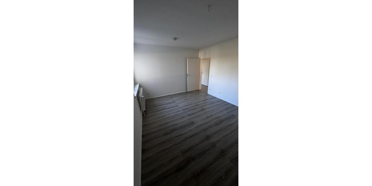 Erdgeschoßwohnung Bad Berleburg - 4 Zimmer, 98 m&sup2;, 760&euro; | Angebot:26564661