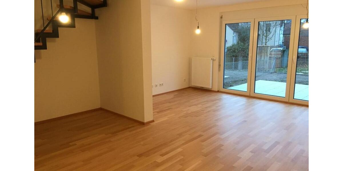 Reihenhaus Nürnberg Holzheim - 5 Zimmer, 120 m&sup2;, 1.750&euro; | Angebot:26252328