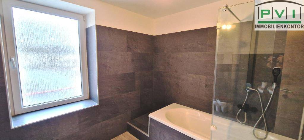 Etagenwohnung Schwarzenberg/Erzgeb. Schwarzenberg - 2 Zimmer, 80 m&sup2;, 648&euro; | Angebot:26155819