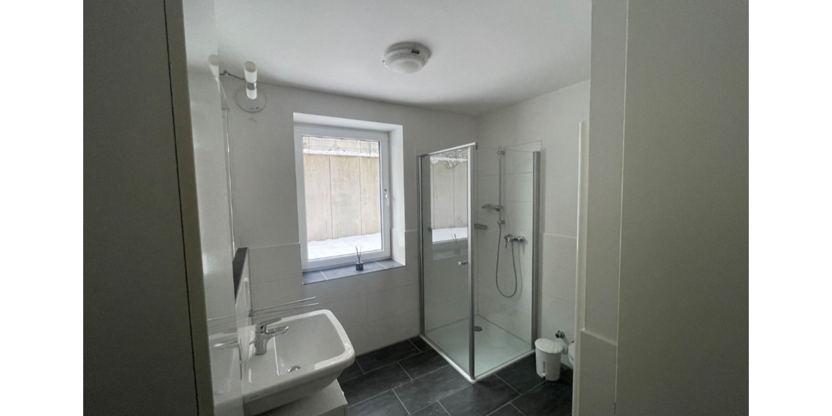 Erdgeschoßwohnung Stade - 2 Zimmer, 61 m&sup2;, 670&euro; | Angebot:25165135