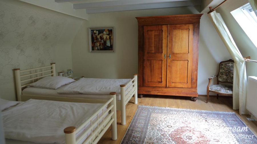 Historisches Winzeranwesen, teilmöblierte Wohnung 4 zimmer