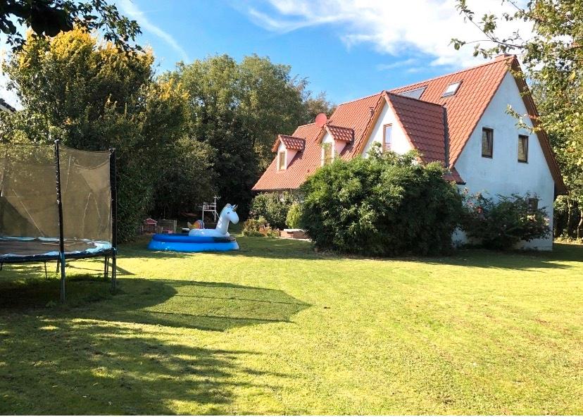 Einfamilienhaus Eutin - 5 Zimmer, 150 m&sup2;, 2.200&euro; | Angebot:26690548