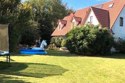 Haus Eutin - 5 Zimmer, 150 m&sup2;, 2.200&euro; | Angebot:26690548