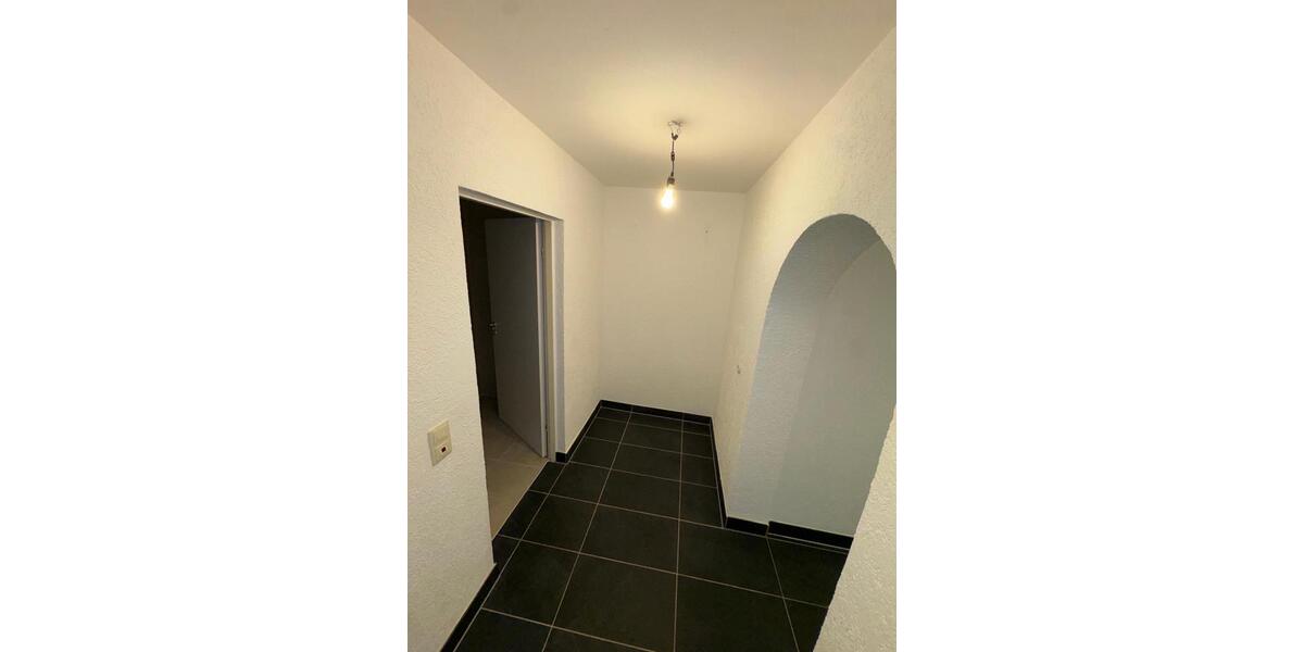 Etagenwohnung Hungen - 3 Zimmer, 104 m&sup2;, 836&euro; | Angebot:26705420