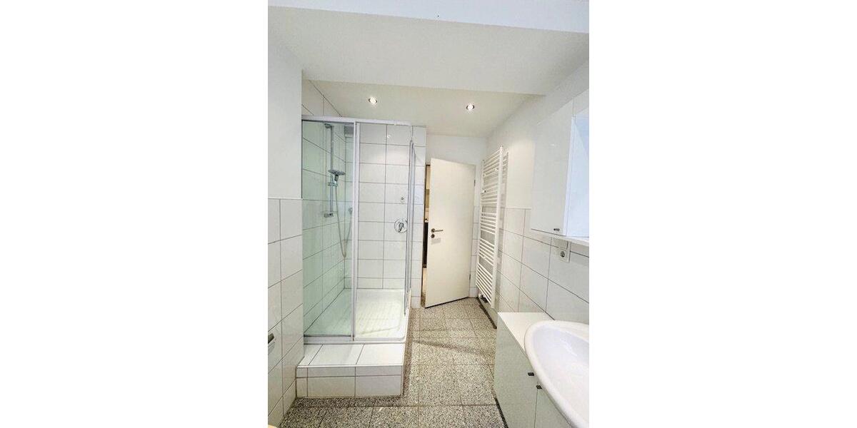 Etagenwohnung Mönchengladbach Nord - 2 Zimmer, 68 m&sup2;, 700&euro; | Angebot:26543519