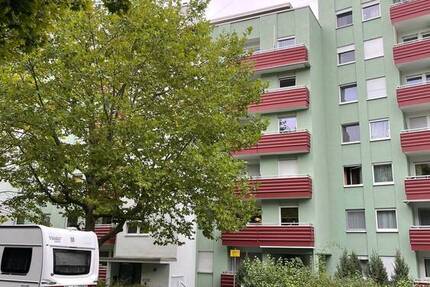 Komplett Renovierte 3 12 Zimmer Wohnung