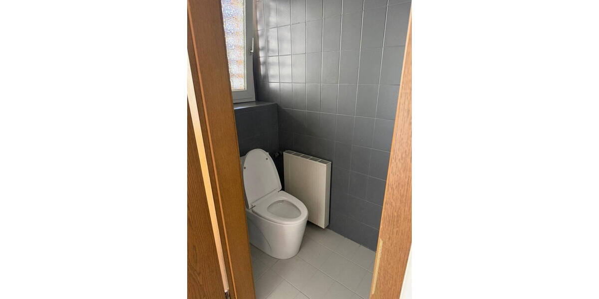 Etagenwohnung aachen Brand - 2 Zimmer, 98 m&sup2;, 1.150&euro; | Angebot:26847407