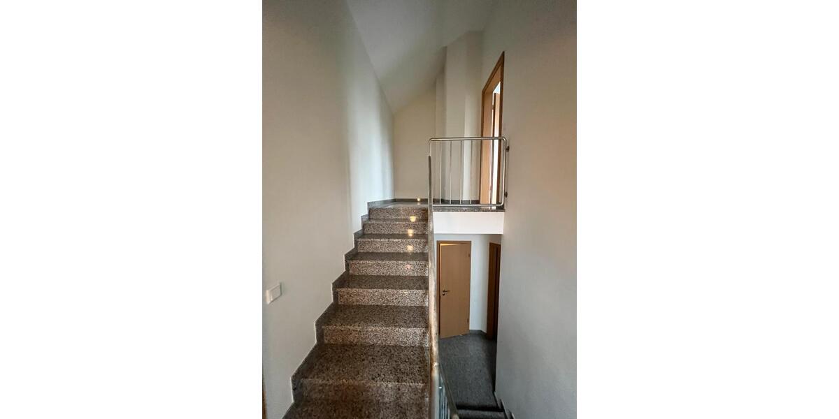 Reihenhaus ab ca. 01.07.2026, ‼️‼️LESEN ‼️‼️ 4 zimmer