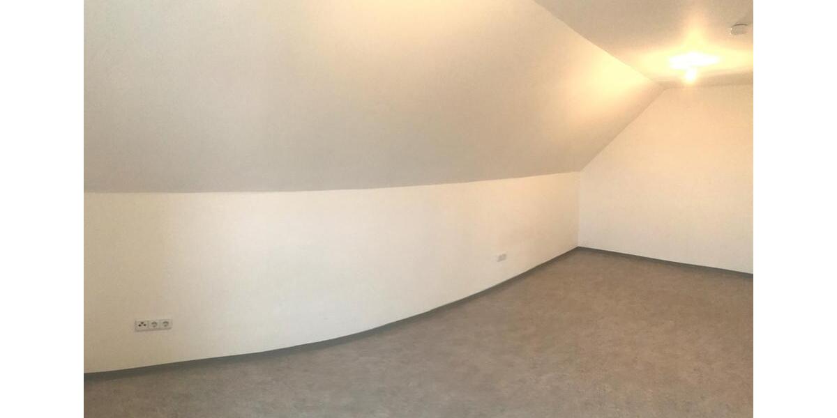 Dachgeschoßwohnung Auerbach in der Oberpfalz - 1 Zimmer, 37 m&sup2;, 350&euro; | Angebot:25361370