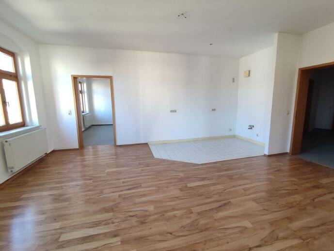 Etagenwohnung Löbau Altlöbau - 2 Zimmer, 107 m&sup2;, 538&euro; | Angebot:24026973