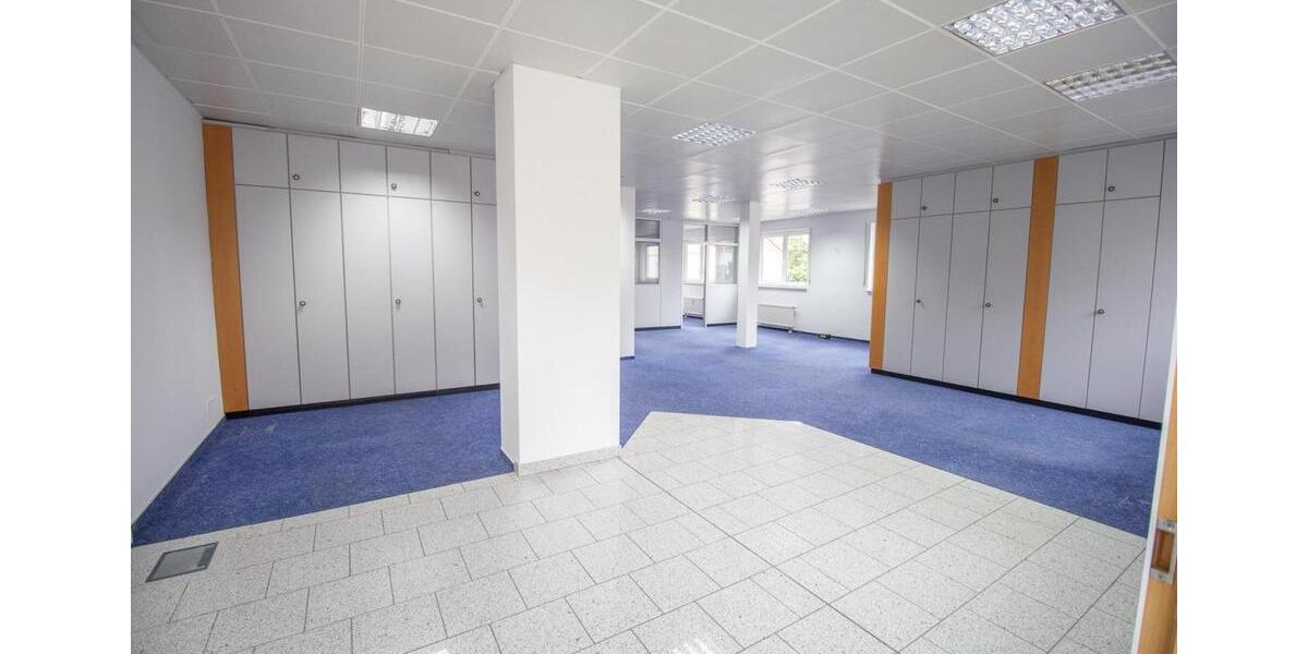 Büro-, oder-Praxisräume 143M² zentral in Ostrach zimmer