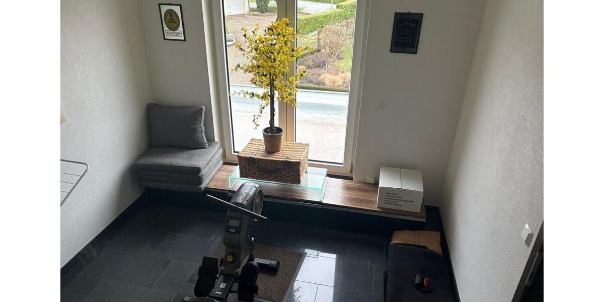 Traumhafte schöne Penthouse- Wohnung im Ortsteil Rehlingen 6 zimmer