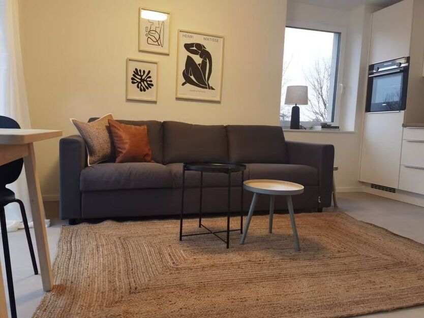 Möbliertes 2-Zimmer-Wohnung mit Terrasse im beliebten Märchenviertel