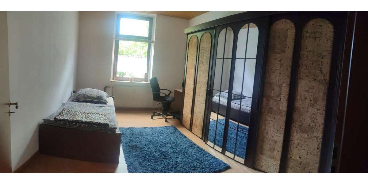 Etagenwohnung Duisburg Duisburg-Mitte - 1 Zimmer, 25 m&sup2;, 250&euro; | Angebot:26759358