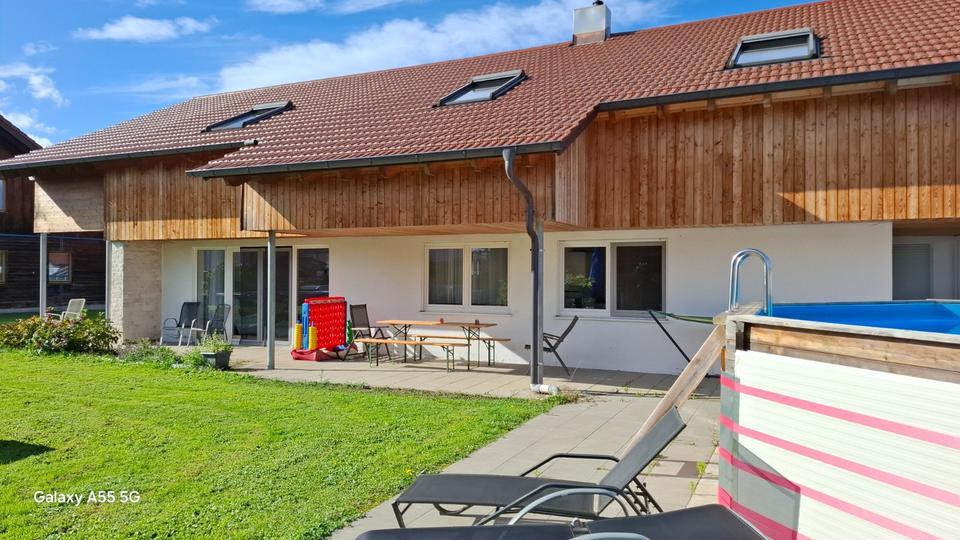 EG 6ZKB Wohnung 120qm Gartenanteil, KFZ Stellplatz