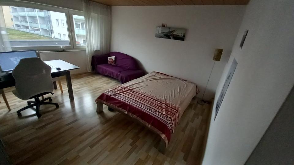 3 Zimmer Wohnung mit Balkon