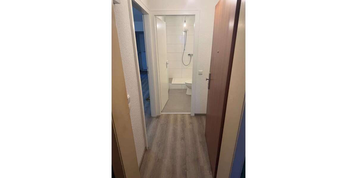 Etagenwohnung Köln Humboldt - 1 Zimmer, 32 m&sup2;, 345&euro; | Angebot:27056311