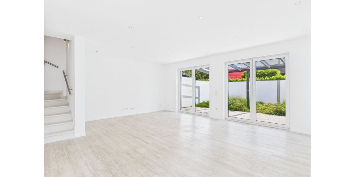 Außergewöhnliches Haus Wohnung über 2 Etagen in ruhiger Lage von Metjendorf-Oldenburg, KFW 70-ModernCarportGarten Wohnen am Rande von Oldenburg - Doppelhaushälfte Wiefelstede / Metjendorf Metjendorf | Angebot:26646278