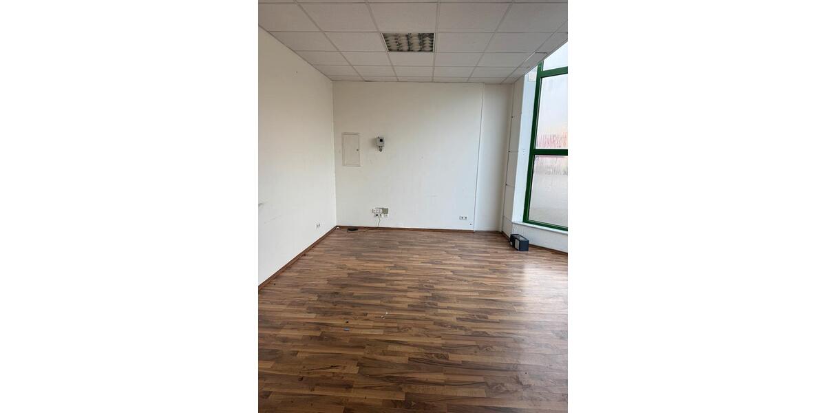 GEWERBE LAGERHALLE & BÜRO * zimmer