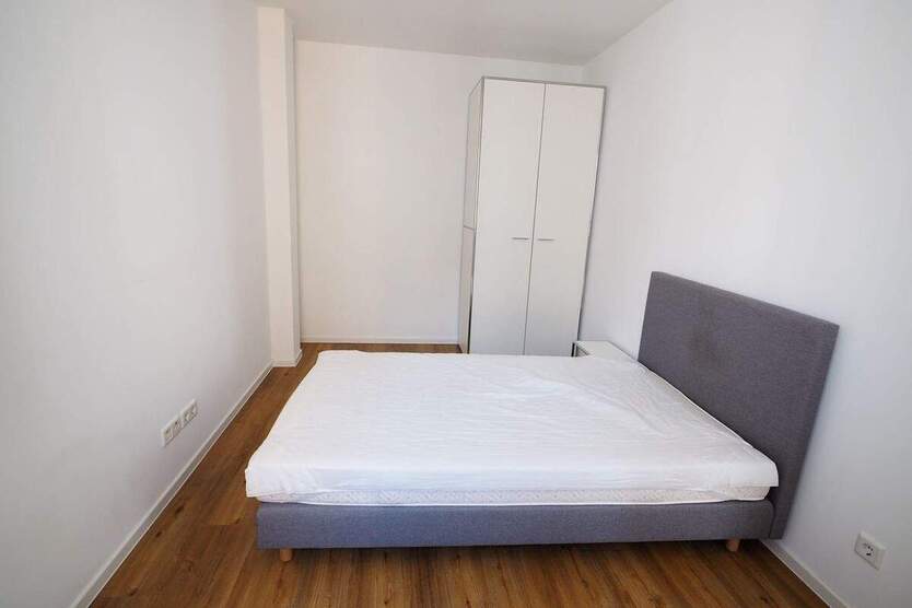 SINGLEWOHNUNG - attraktive, moderne und komplett möblierte 2-Zimmerwohnung in 90431 Nürnberg 2 zimmer