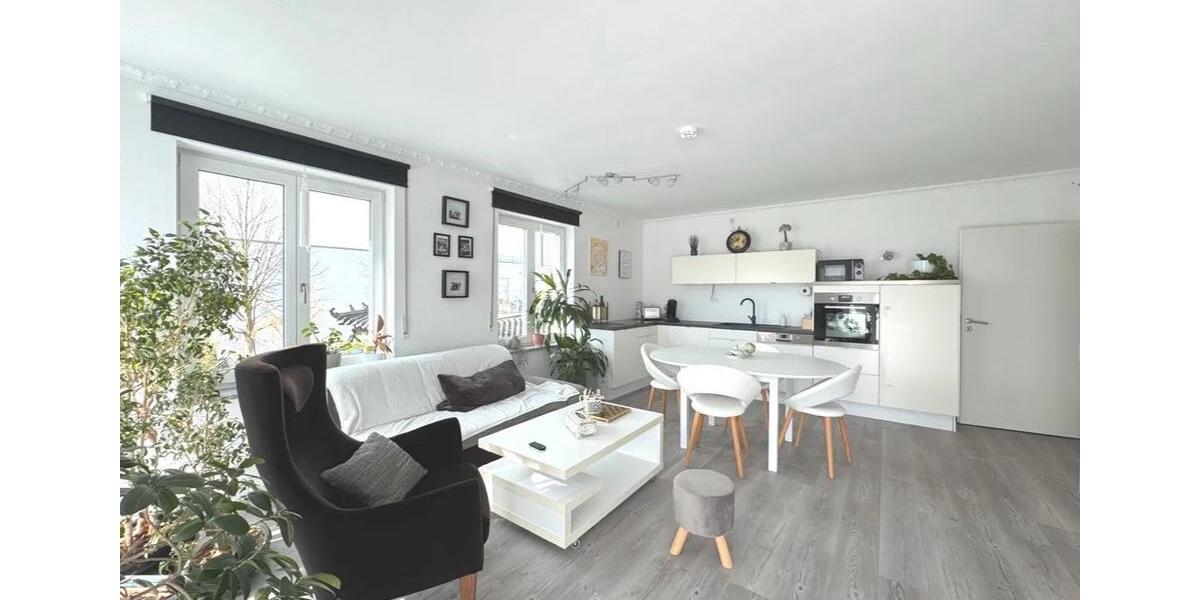 Etagenwohnung Ingolstadt - 3 Zimmer, 83 m&sup2;, 1.105&euro; | Angebot:25918878