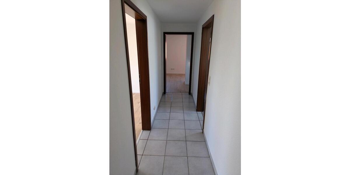 Dachgeschoßwohnung Lippetal - 2 Zimmer, 65 m&sup2;, 450&euro; | Angebot:26704955