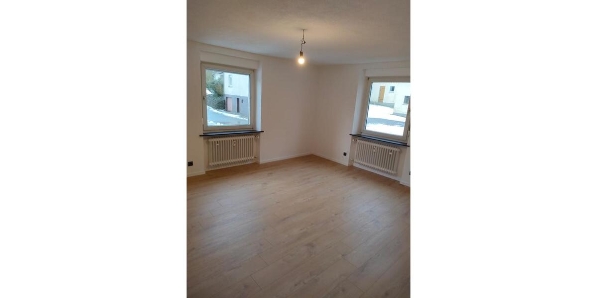 Erdgeschoßwohnung Peterswald-Löffelscheid Löffelscheid - 3.5 Zimmer, 95 m&sup2;, 795&euro; | Angebot:25252268