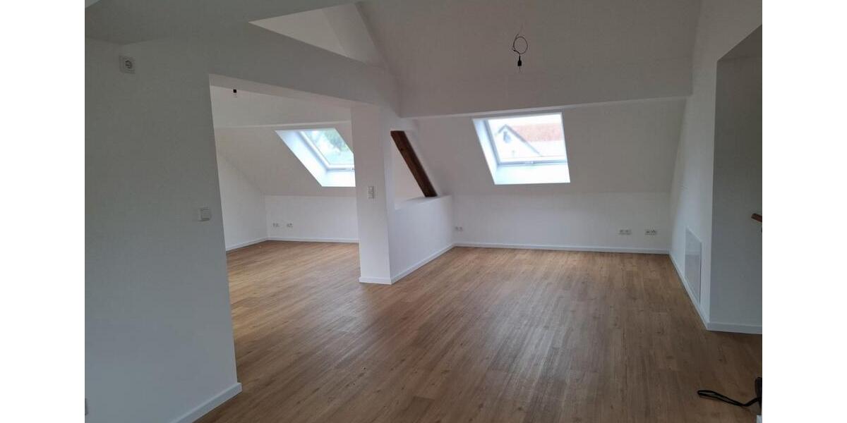 Maisonettenwohnung Petersberg - 3 Zimmer, 100 m&sup2;, 1.295&euro; | Angebot:26656474