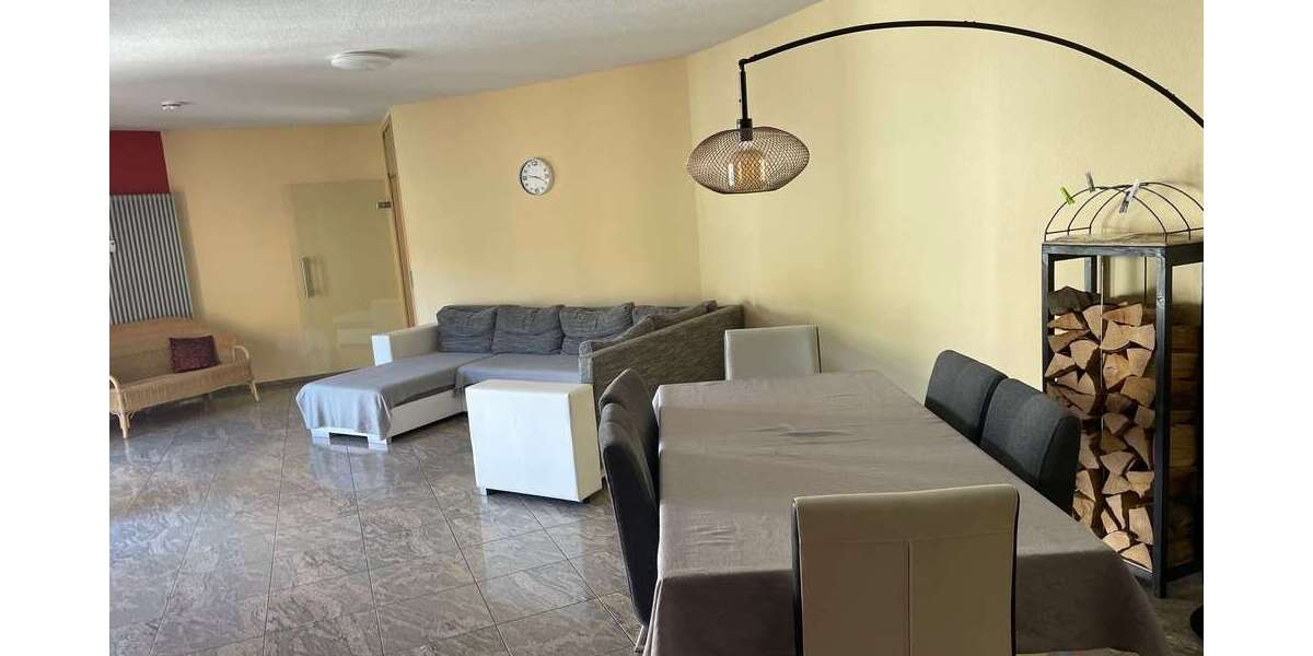 Etagenwohnung Bad Hersfeld Heenes - 3 Zimmer, 140 m&sup2;, 1.200&euro; | Angebot:26386888