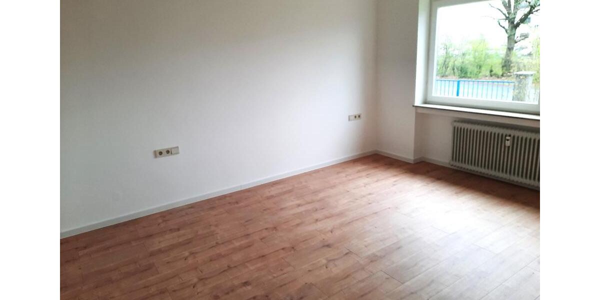 Erdgeschoßwohnung Offenbach am Main Bieber - 3 Zimmer, 94 m&sup2;, 1.000&euro; | Angebot:26039336