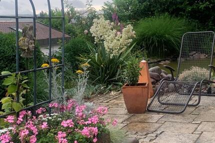 schöne 2-Zimmer- Mietwohnung (teilmöbiliert) mit Terrasse 2 zimmer