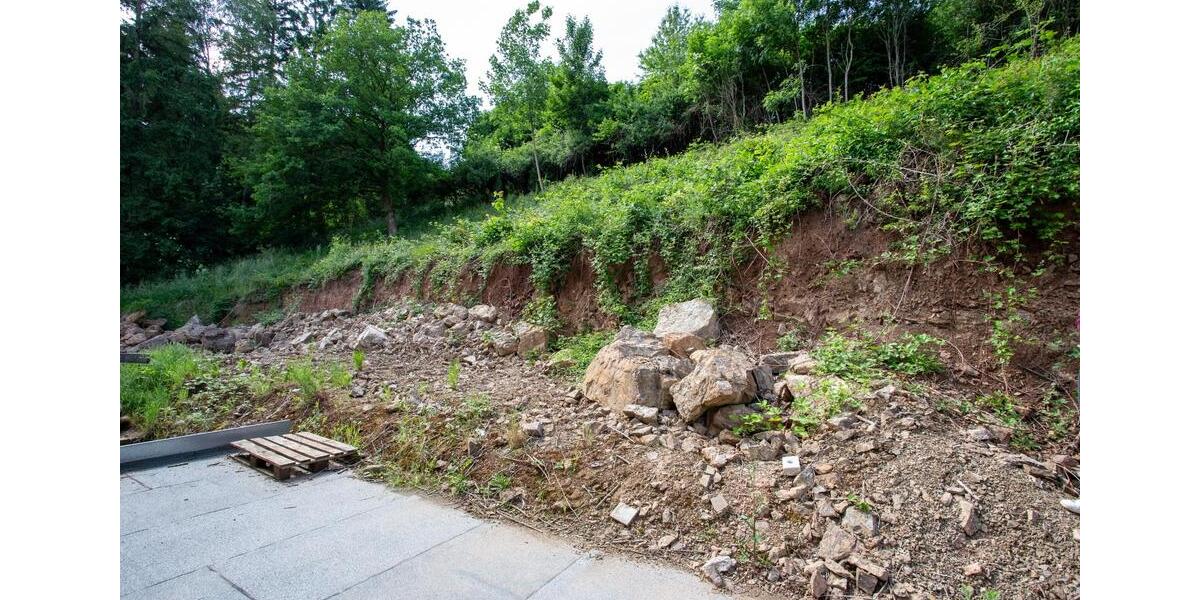 Traumhaus in Vicht, Erstbezug, 5 Zimmer Büro Apartment 5 zimmer