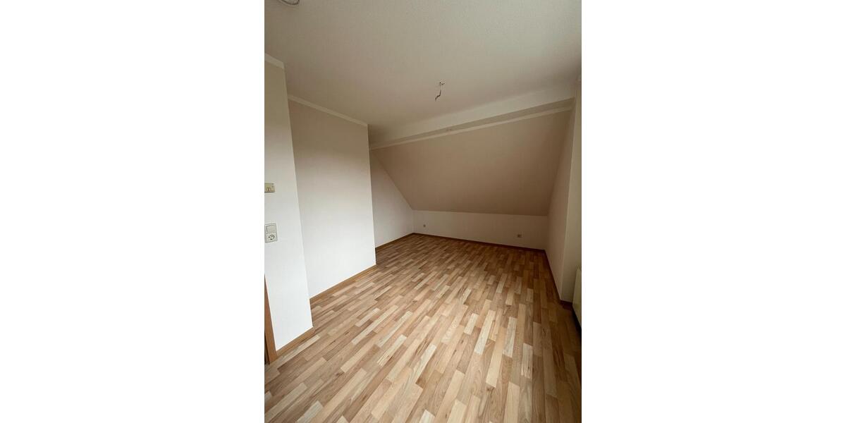 Etagenwohnung Tangermünde - 2 Zimmer, 50 m&sup2;, 348&euro; | Angebot:25960077