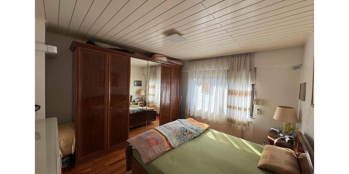 Einfamilienhaus Willich - 5 Zimmer, 430 m&sup2;, 1.900&euro; | Angebot:26645782