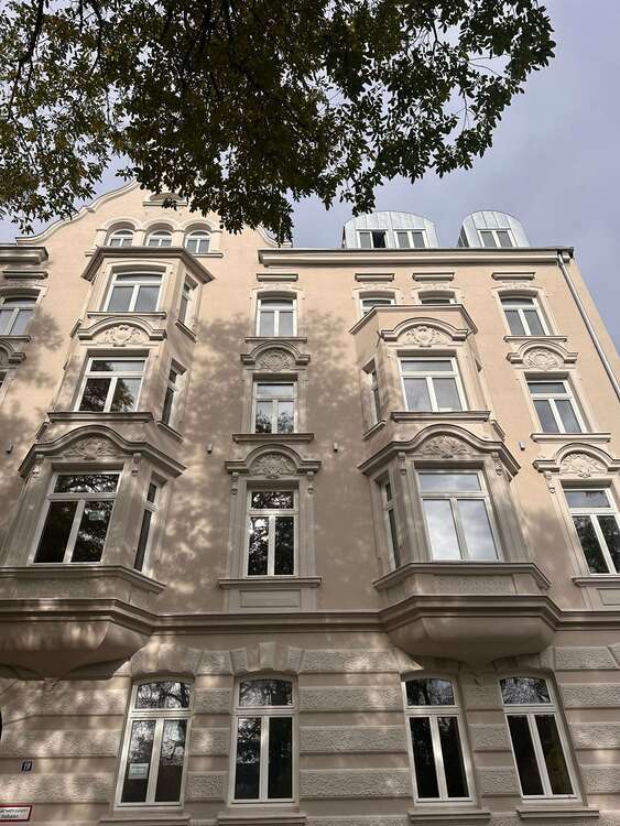 Wohnung zum Mieten in Augsburg 1.528,51 € 95.83 m² 3 zimmer