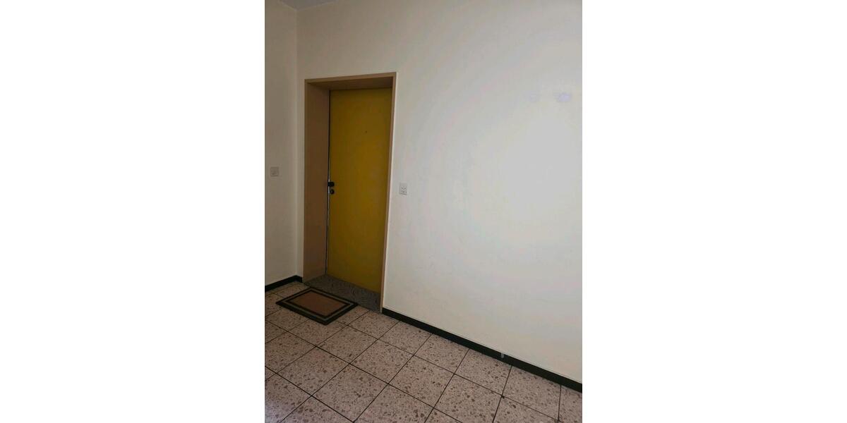 Etagenwohnung Bremen Huchting - 3 Zimmer, 75 m&sup2;, 700&euro; | Angebot:26223556