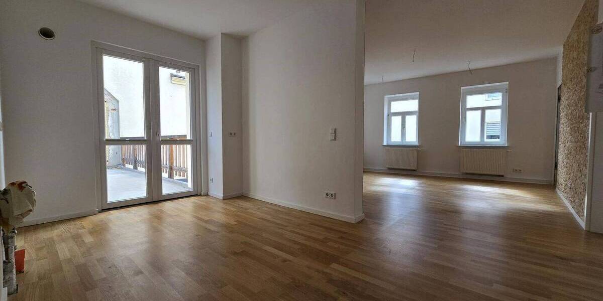 Etagenwohnung Dresden Laubegast - 4 Zimmer, 94 m&sup2;, 1.276&euro; | Angebot:26170936