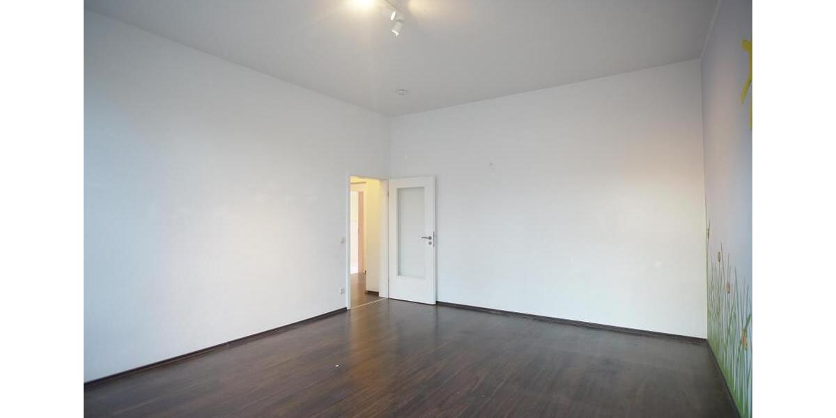 Erdgeschoßwohnung Oberhausen - 2 Zimmer, 67 m&sup2;, 599&euro; | Angebot:24764485