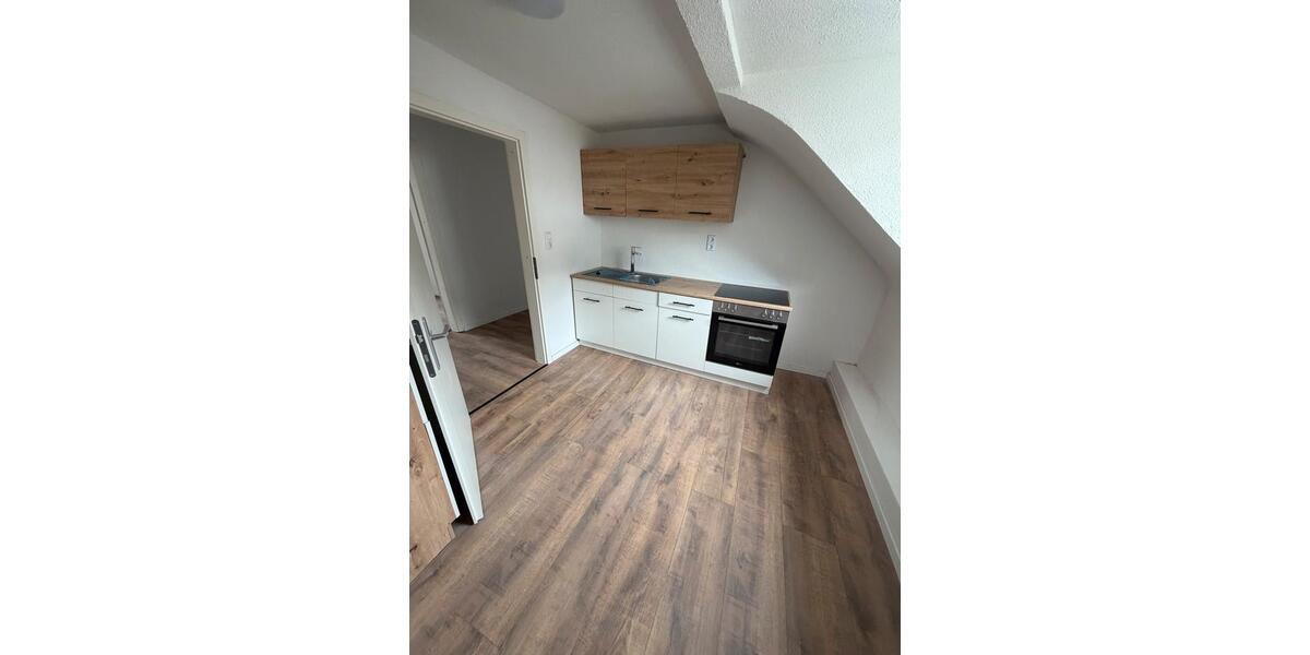 Dachgeschoßwohnung Idar-Oberstein Oberstein - 1 Zimmer, 100 m&sup2;, 500&euro; | Angebot:26123892