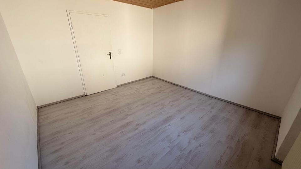 Hochparterre Queidersbach - 3 Zimmer, 93 m&sup2;, 1.000&euro; | Angebot:25975991