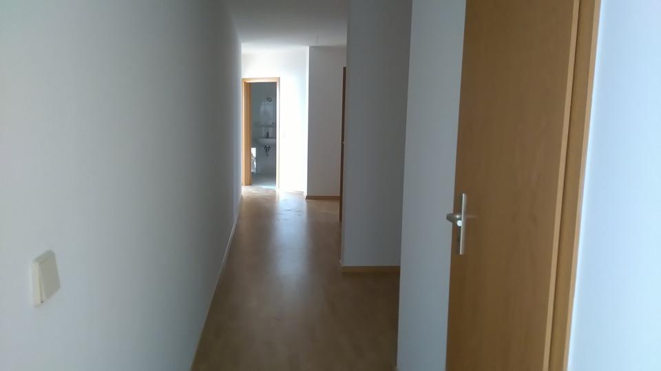 Dachgeschoßwohnung Pockau-Lengefeld Lengefeld - 3 Zimmer, 81 m&sup2;, 406&euro; | Angebot:24523683