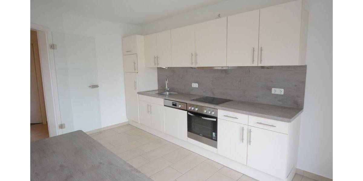 Etagenwohnung Heide - 3 Zimmer, 100 m&sup2;, 980&euro; | Angebot:25819087