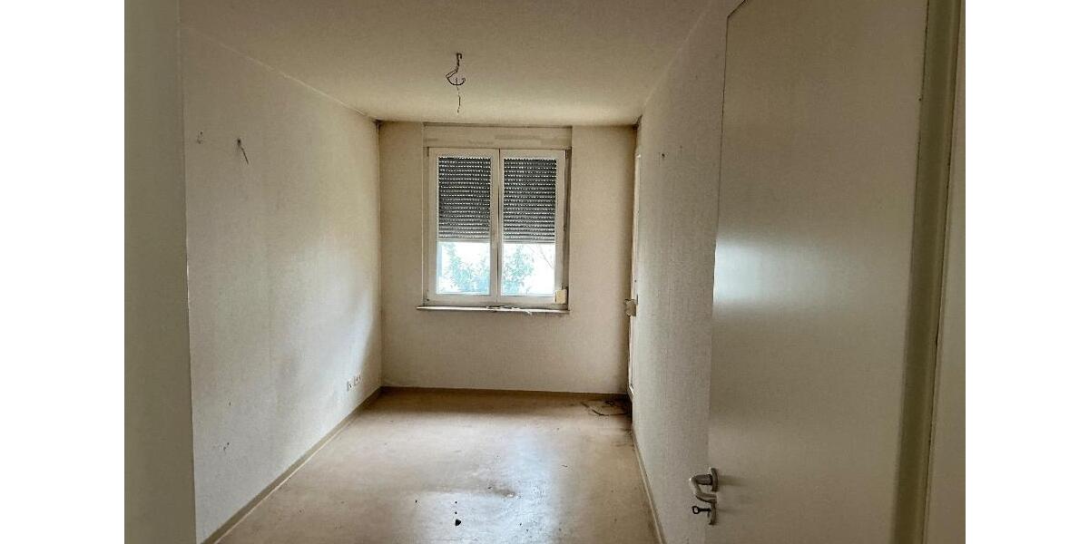Etagenwohnung Esslingen am Neckar Oberesslingen - 4 Zimmer, 91 m&sup2;, 1.073&euro; | Angebot:26193569