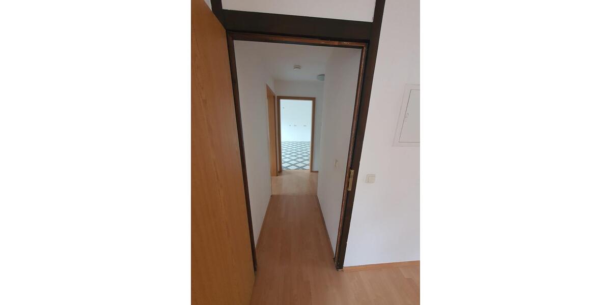 Dachgeschoßwohnung Burg - 2 Zimmer, 78 m&sup2;, 470&euro; | Angebot:26492123