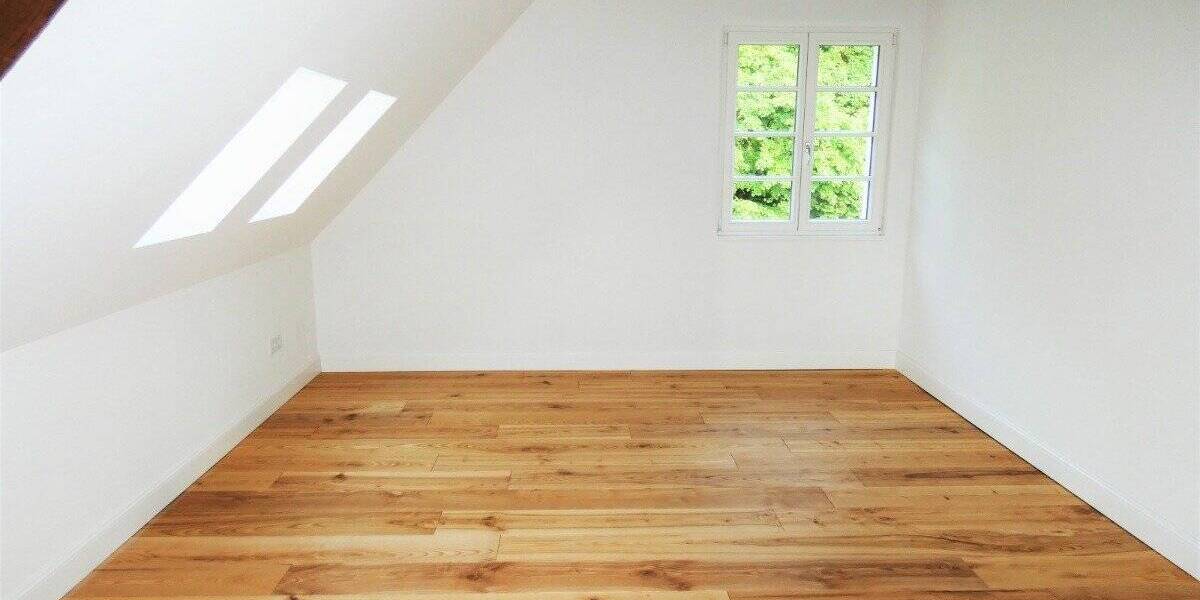 Einfamilienhaus Köln Dünnwald - 6 Zimmer, 240 m&sup2;, 3.500&euro; | Angebot:25728027