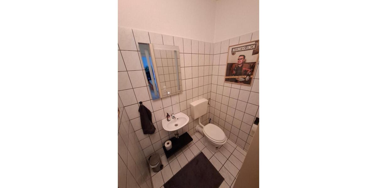 Etagenwohnung Aachen Aachen-Mitte - 2 Zimmer, 94 m&sup2;, 1.100&euro; | Angebot:26266775